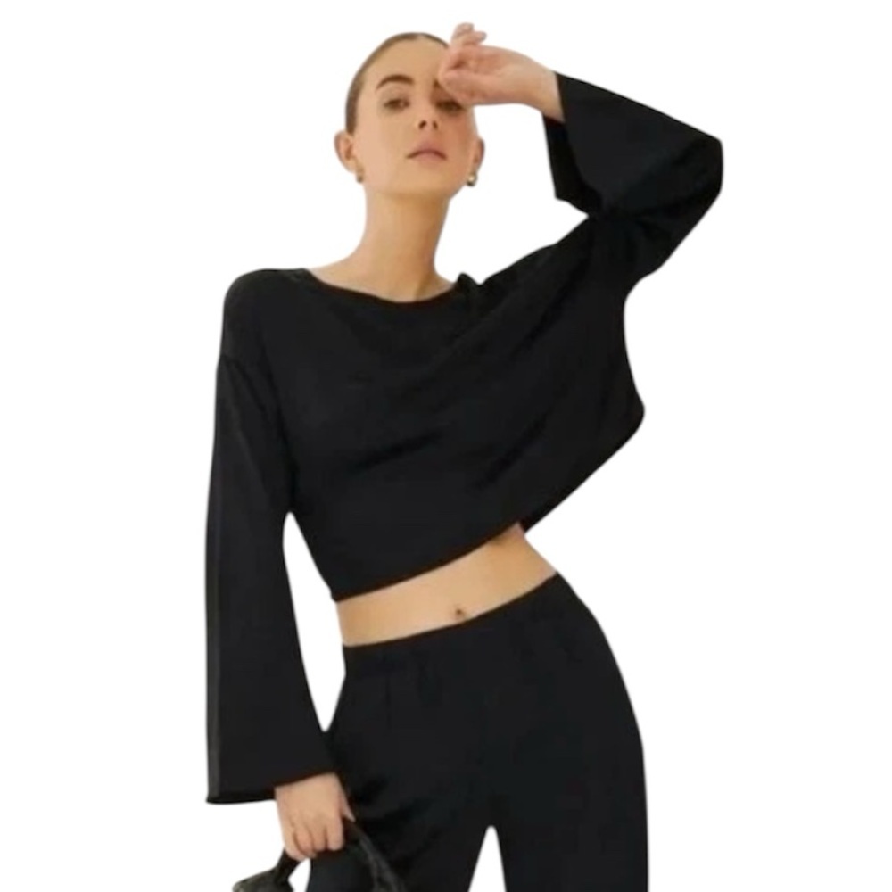 SOMETHING NAVY Black Silky Long Sleeve Cropped Top Size S